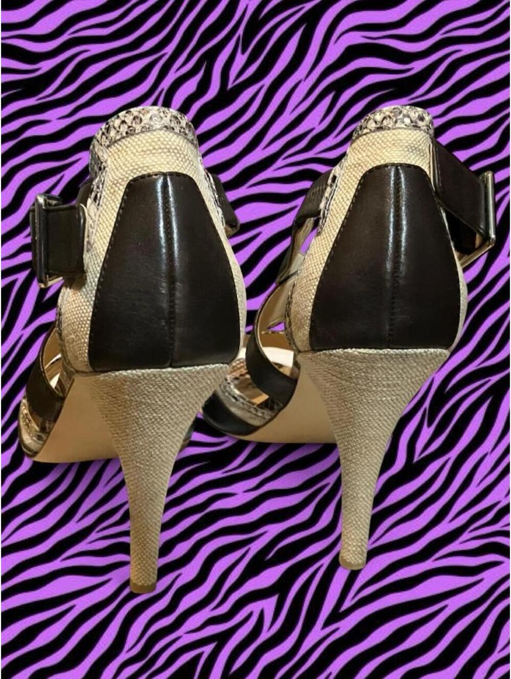 Calvin Klein 'Clqssic Python' pumps. - Picture 6 of 8